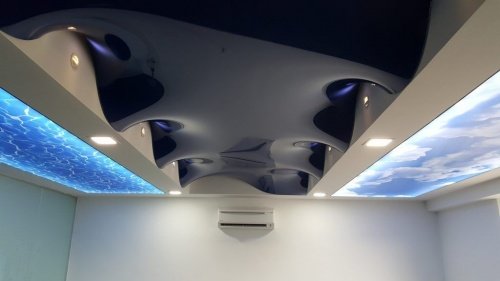Натяжные потолки с подсветкой через полотно фото 9